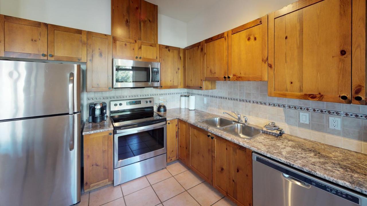 Stoney Creek Northstar By Whistler Premier Apartment Exterior foto
